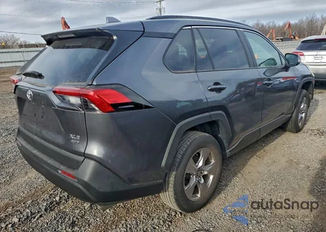 2023 Toyota Rav4 Xle z USA, uszkodzony, nr VIN 2T3P1RFV3PC363189